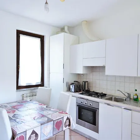 Belvilla By Oyo Roc03 2 - Residenza La Rocca *